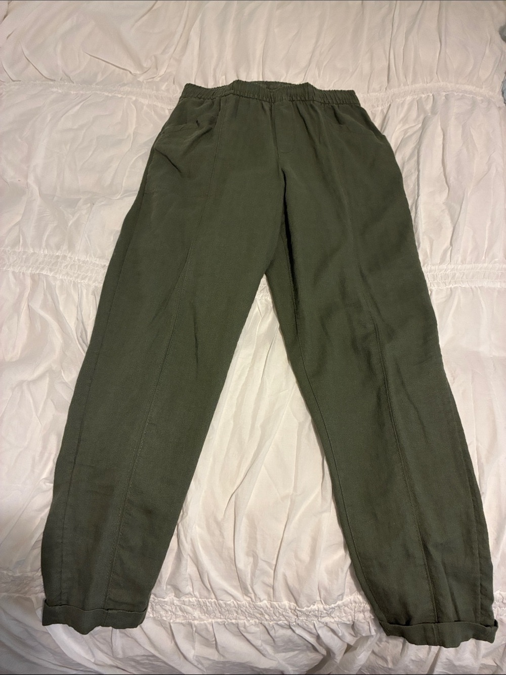 Women’s Old Navy  Olive Green Elastic-Waist Joggers
